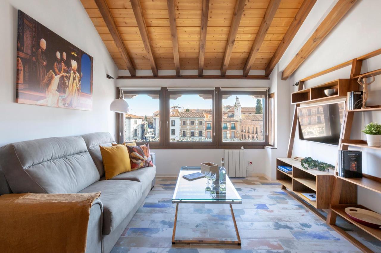 Apartamentos Ejemplares Алькала-де-Енарес Екстер'єр фото